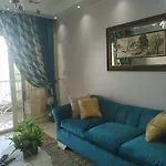 شقة فاخرة علي البحر مباشرة لوران الاسكندرية